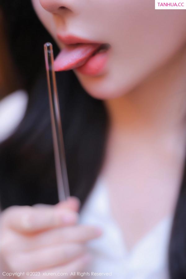   [XiuRen]高清写真图 2023.03.03 No.6357 林珊珊 丝袜美腿第3张图片